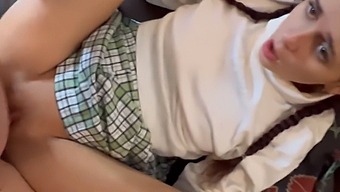Katty West Dẫn Đầu Cuộc Ăn Chơi Tình Dục Với Nữ Sinh 18+ Trong Chất Lượng Hd