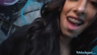 Alicia Trece'S Public Sex Performance: Hd Video Of A Colombian Babe Sucking And Fucking In Public