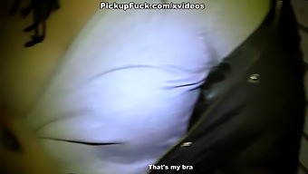 Adolescente Asiática Desfruta De Sexo Oral E Penetração Anal.