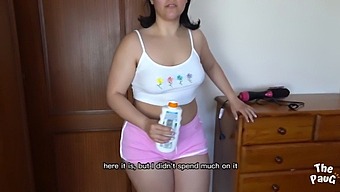 義理の妹の豊かなリアエンドが私をエッジに保ちます。